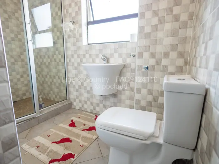 6 Bedroom House for Sale in Ballantyne Park, Harare