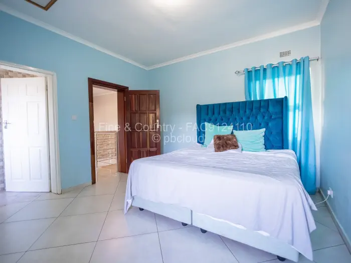 6 Bedroom House for Sale in Ballantyne Park, Harare