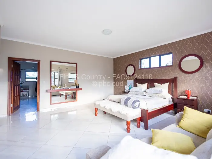 6 Bedroom House for Sale in Ballantyne Park, Harare