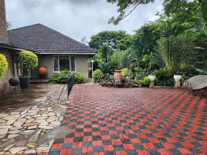 5 Bedroom House for Sale in Glen Lorne, Harare