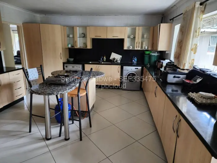 5 Bedroom House for Sale in Glen Lorne, Harare