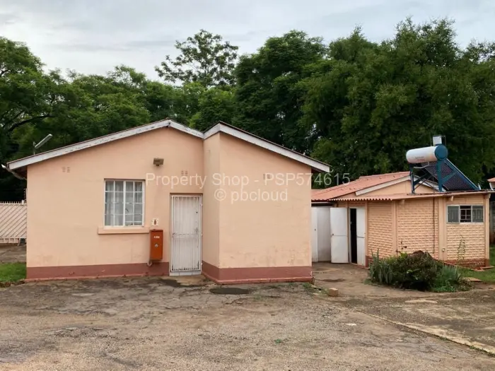 3 Bedroom House for Sale in Suburbs, Bulawayo