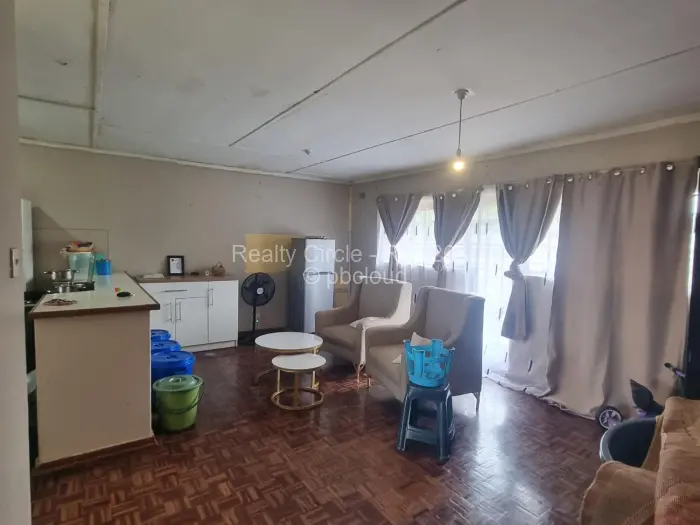 Flat/Apartment for Sale in Mabelreign, Harare