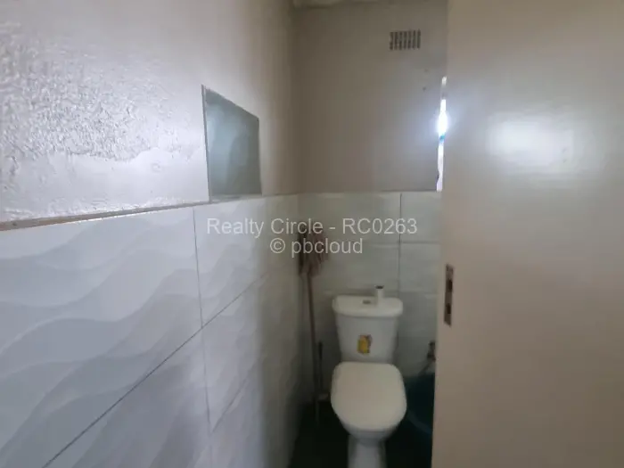 Flat/Apartment for Sale in Mabelreign, Harare