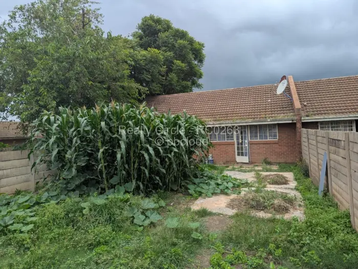 Flat/Apartment for Sale in Mabelreign, Harare