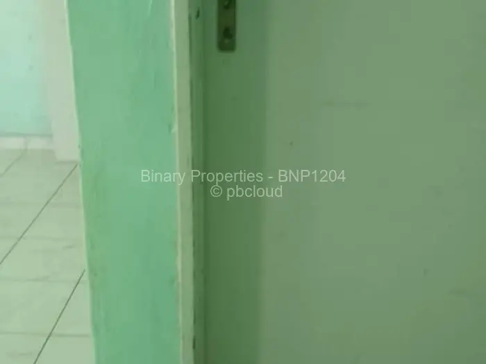 2 Bedroom House to Rent in Mufakose, Harare