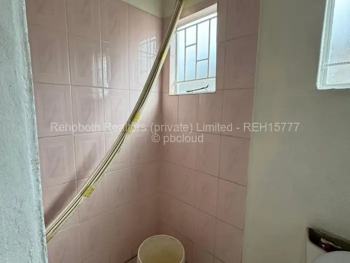 2 Bedroom House to Rent in Budiriro, Harare