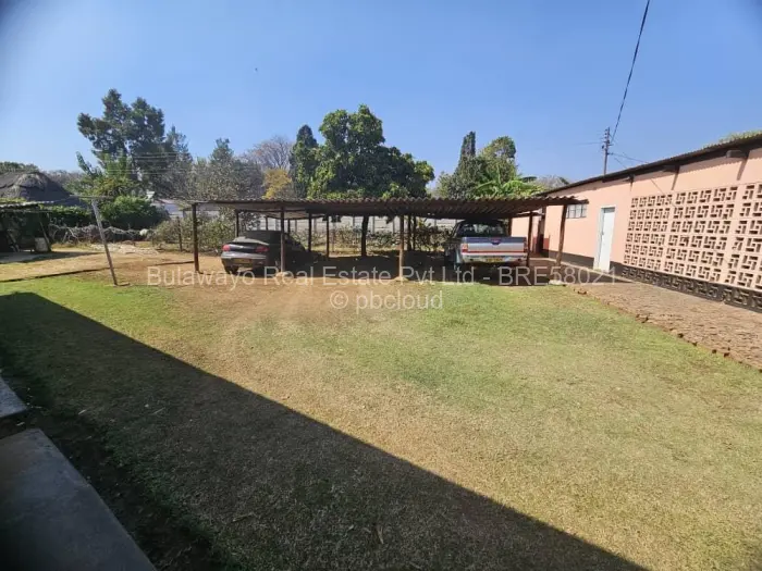 3 Bedroom House for Sale in Ilanda, Bulawayo