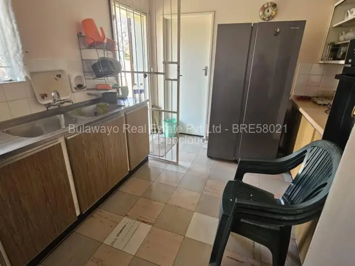 3 Bedroom House for Sale in Ilanda, Bulawayo