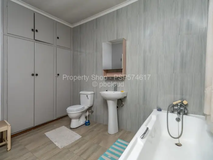 3 Bedroom House for Sale in Upper Hillside, Harare