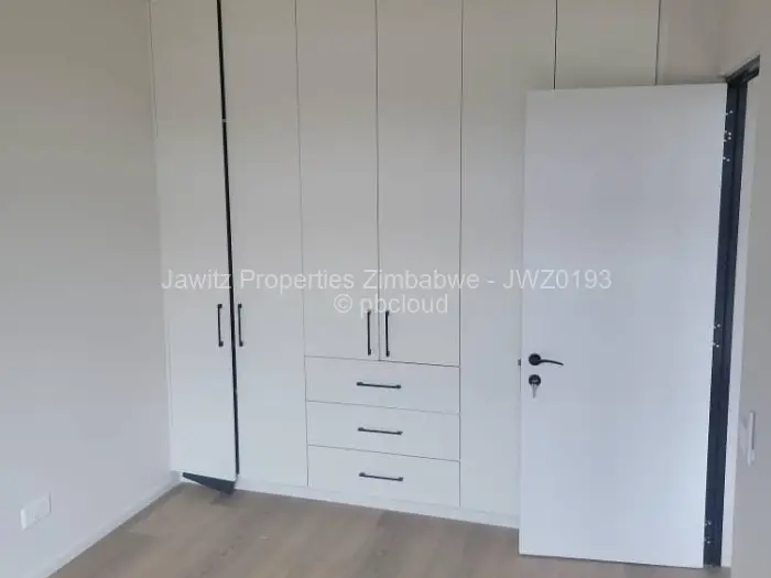 Flat/Apartment to Rent in Borrowdale West, Harare