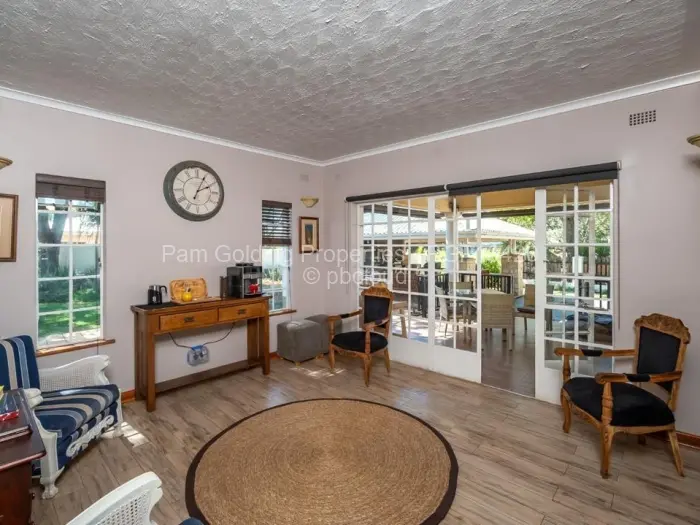 Townhouse/Cluster to Rent in Greystone Park, Harare