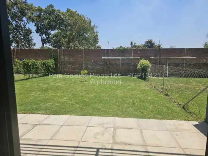Townhouse/Cluster to Rent in Highlands, Harare