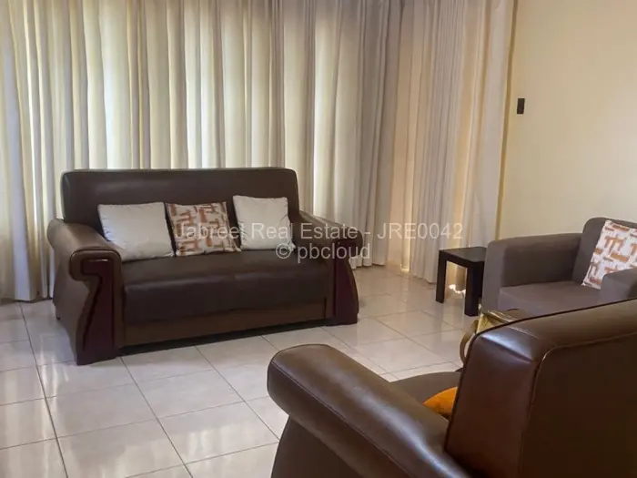 5 Bedroom House to Rent in Upper Hillside, Harare