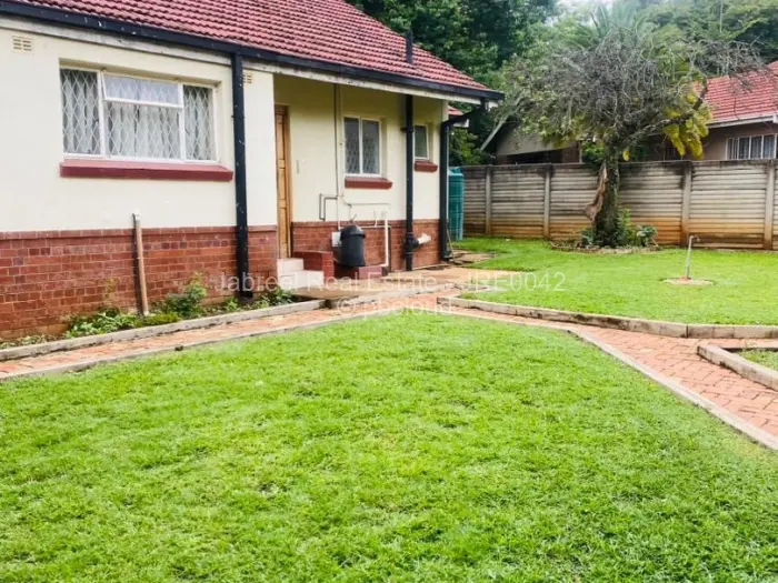 5 Bedroom House to Rent in Upper Hillside, Harare