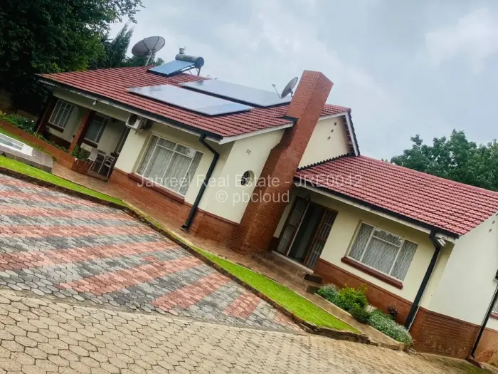 5 Bedroom House to Rent in Upper Hillside, Harare