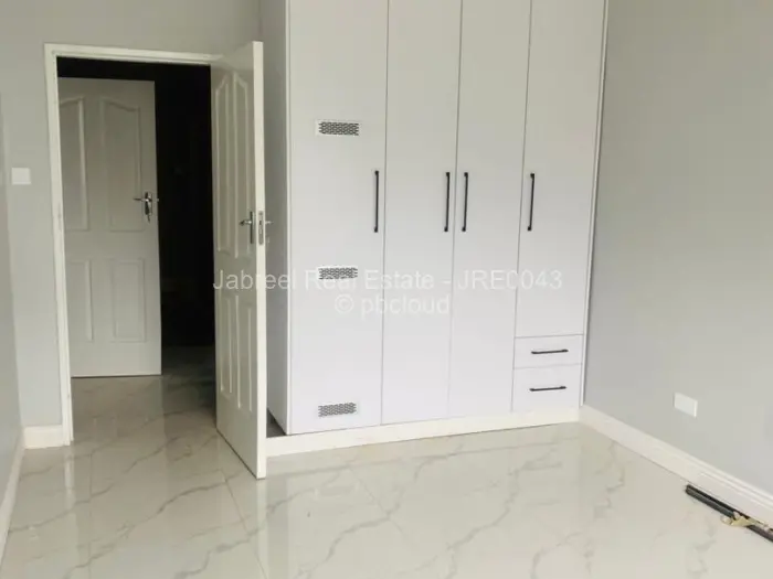 Townhouse/Cluster to Rent in Mount Pleasant, Harare