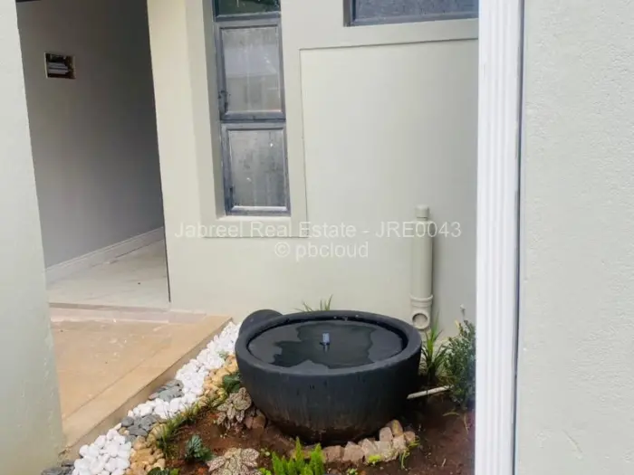 Townhouse/Cluster to Rent in Mount Pleasant, Harare
