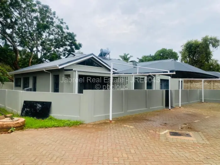 Townhouse/Cluster to Rent in Mount Pleasant, Harare