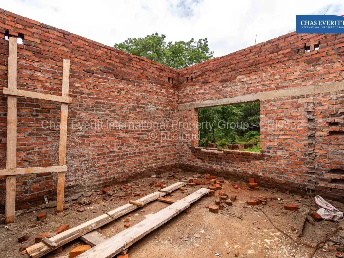 Townhouse/Cluster for Sale in Shawasha Hills, Harare