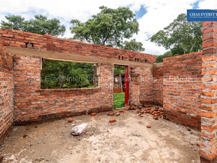 Townhouse/Cluster for Sale in Shawasha Hills, Harare