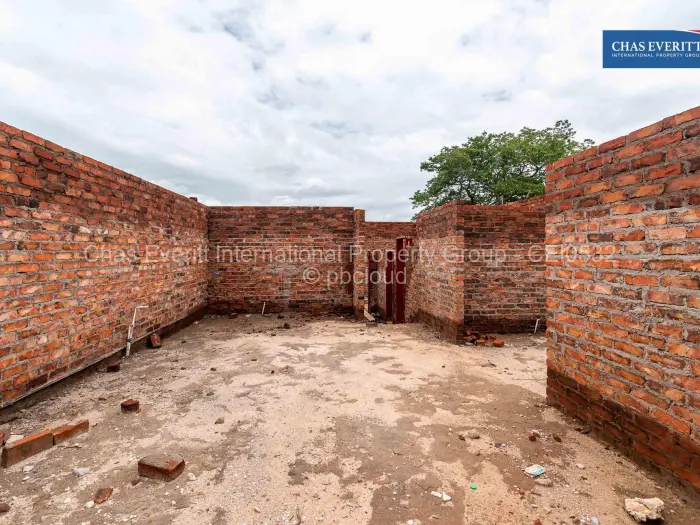 Townhouse/Cluster for Sale in Shawasha Hills, Harare