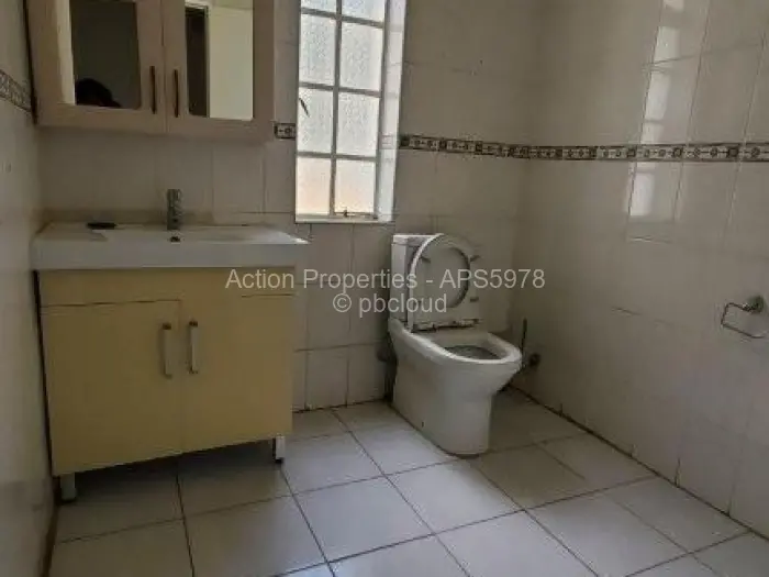 Townhouse/Cluster to Rent in Borrowdale, Harare