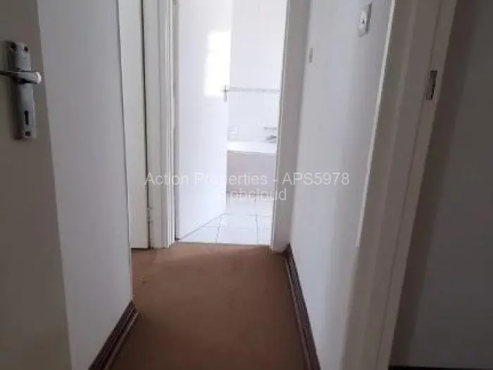 Townhouse/Cluster to Rent in Borrowdale, Harare