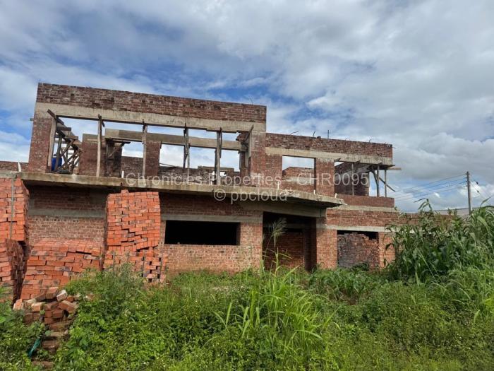 7 Bedroom House for Sale in Fairview, Harare