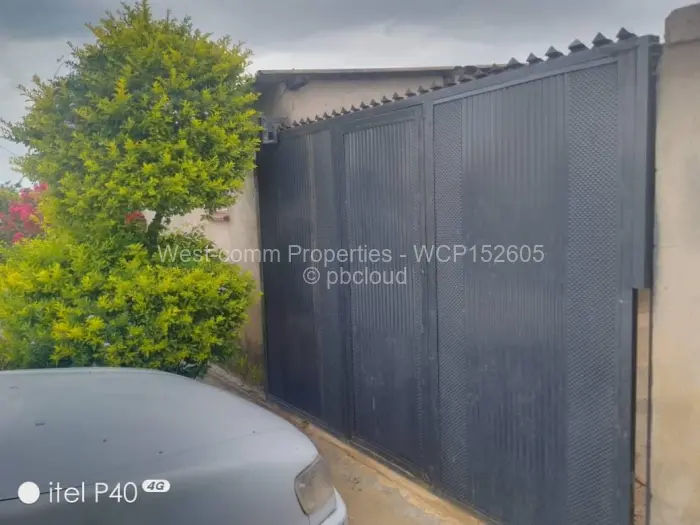 2 Bedroom House for Sale in Glen View, Harare