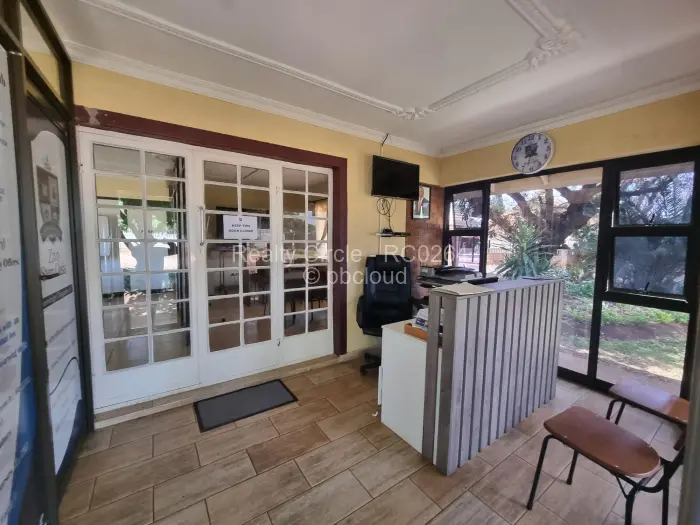 4 Bedroom House to Rent in Mount Pleasant