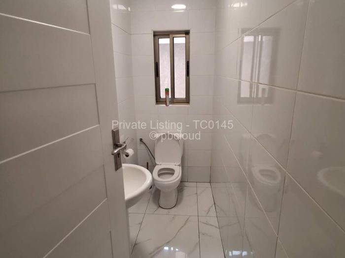 7 Bedroom House to Rent in Mandara, Harare