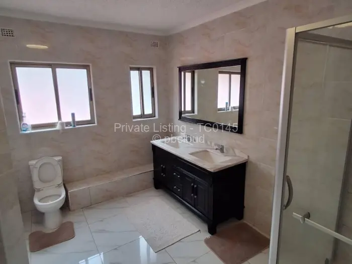 7 Bedroom House to Rent in Mandara