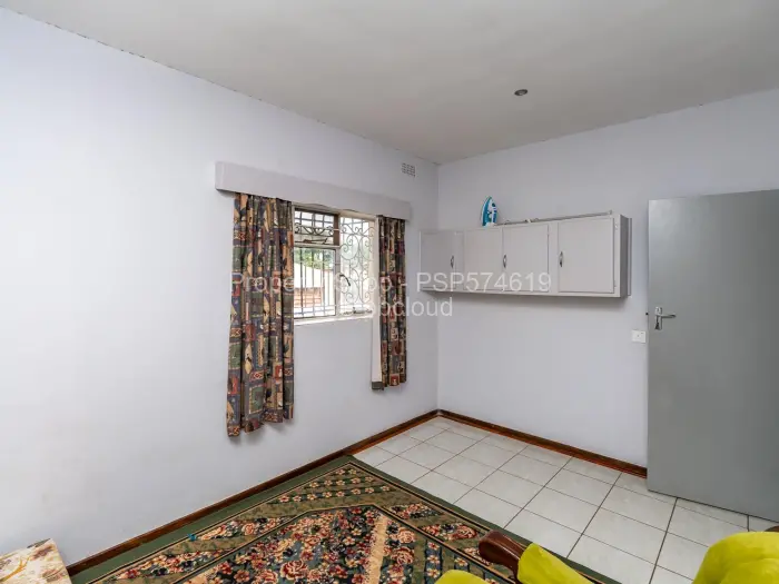 3 Bedroom House to Rent in Hillside, Harare