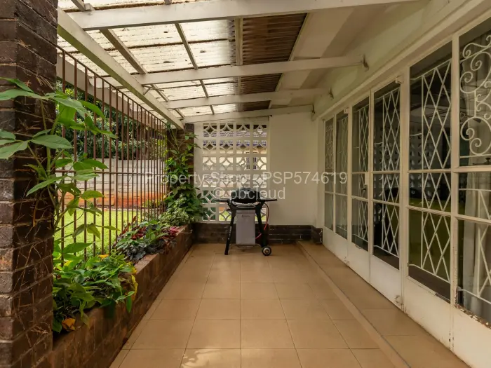 3 Bedroom House to Rent in Hillside, Harare