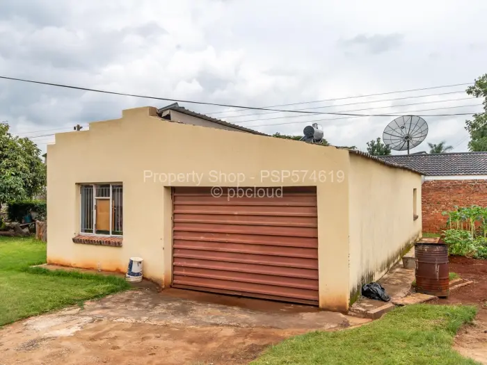 3 Bedroom House to Rent in Hillside, Harare