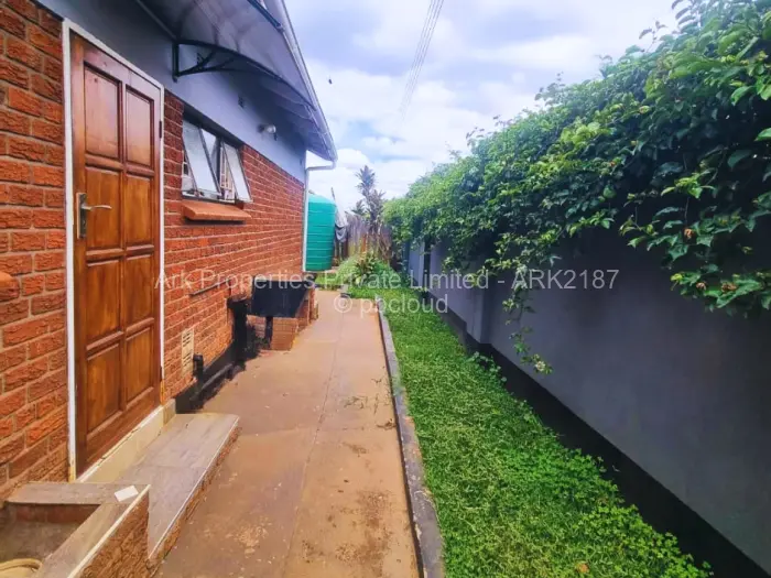 5 Bedroom House for Sale in Belvedere, Harare