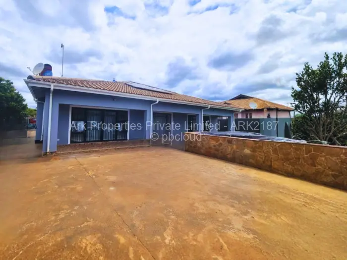 5 Bedroom House for Sale in Belvedere, Harare
