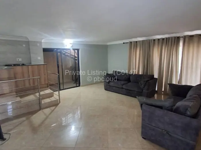 7 Bedroom House to Rent in Borrowdale, Harare