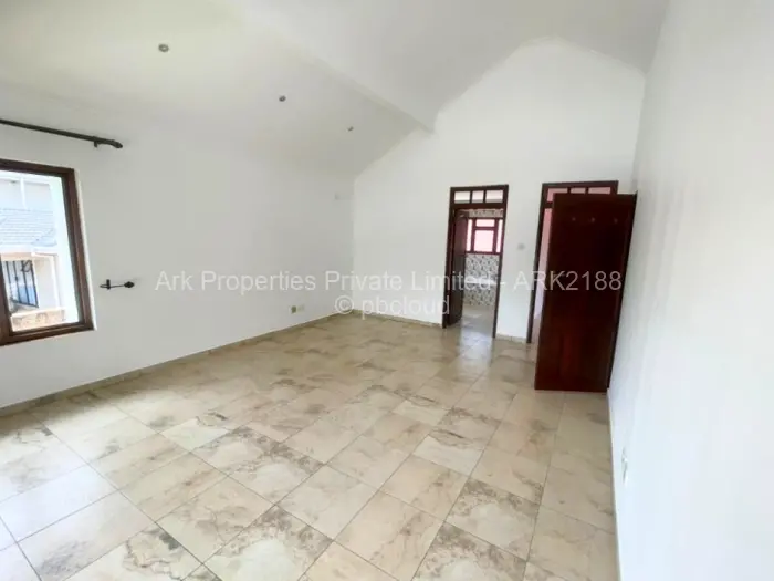 5 Bedroom House to Rent in Borrowdale Brooke, Harare