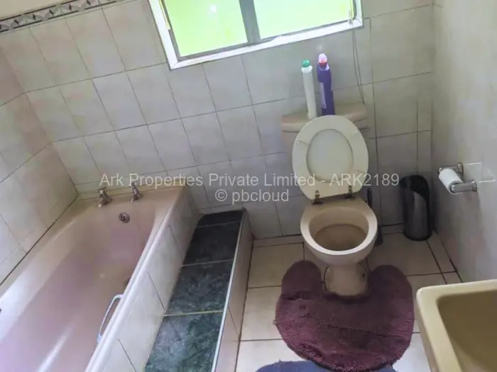 4 Bedroom House for Sale in Borrowdale Brooke, Harare