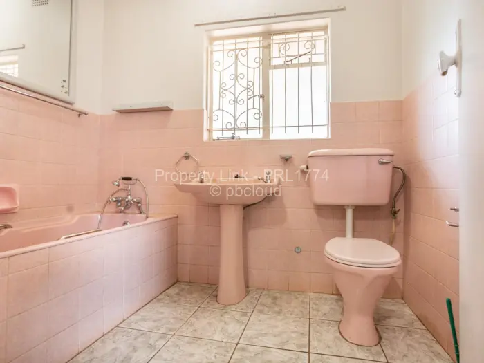 5 Bedroom House for Sale in Avondale, Harare