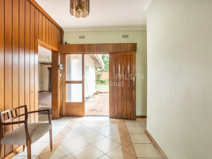 5 Bedroom House for Sale in Avondale, Harare
