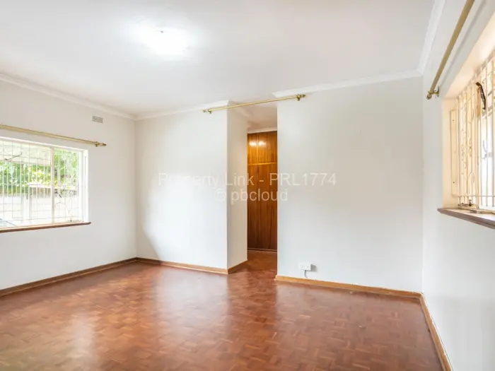 5 Bedroom House for Sale in Avondale, Harare