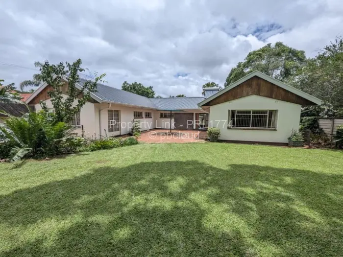 5 Bedroom House for Sale in Avondale, Harare