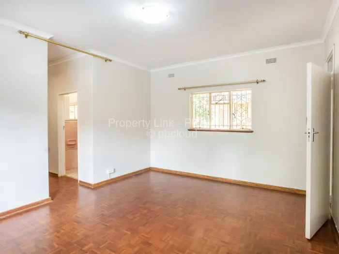 5 Bedroom House for Sale in Avondale, Harare