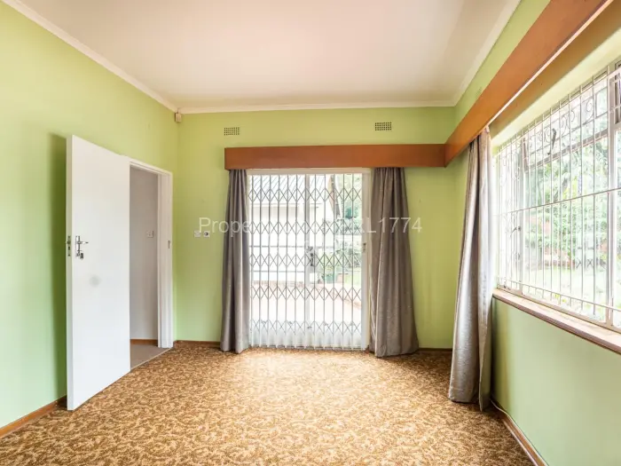 5 Bedroom House for Sale in Avondale, Harare
