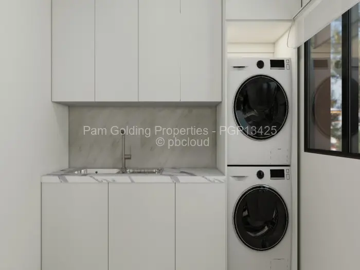 Townhouse/Cluster for Sale in Greendale North, Harare