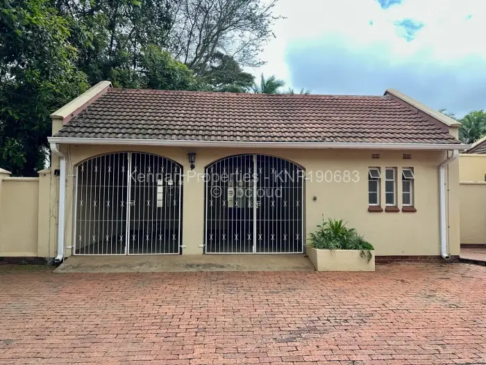 Townhouse/Cluster for Sale in Borrowdale, Harare