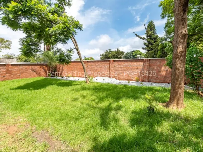 Townhouse/Cluster for Sale in Strathaven, Harare